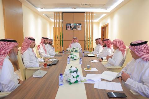 لجنة تنسيق استثمارات الجامعة