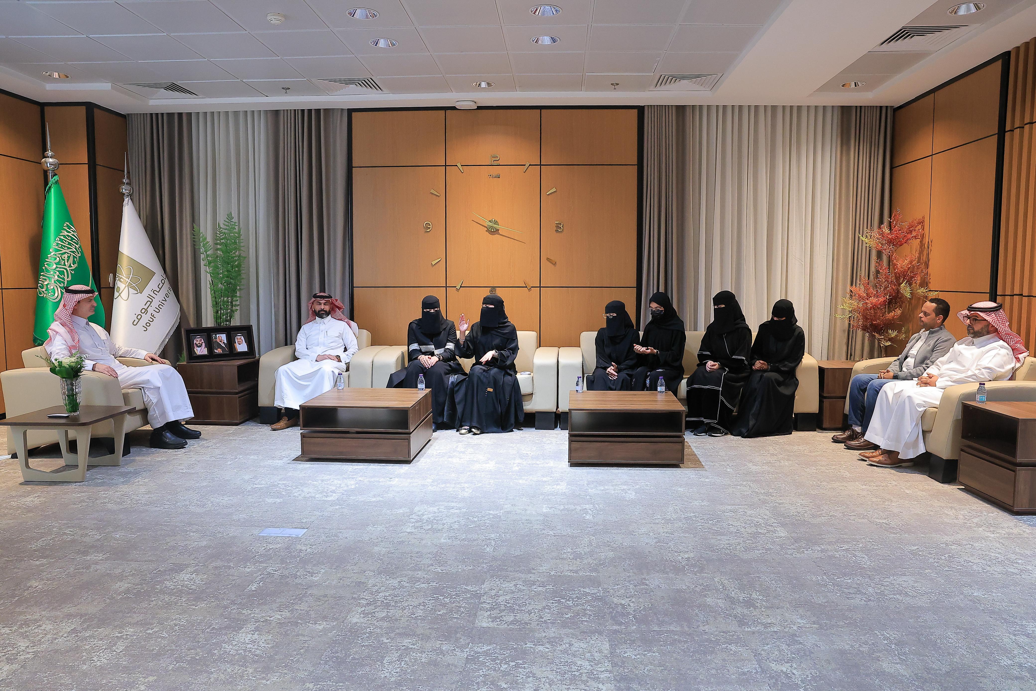 سعادة رئيس جامعة الجوف، يستقبل مبدعي الجامعة